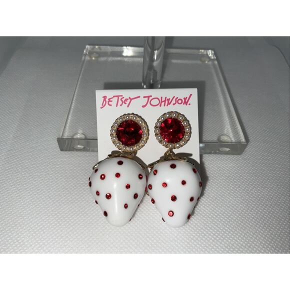 NWT Betsey Johnson Large White Strawberry Red Crystal Faux Pearl Earrings NEW - Picture 2 of 6